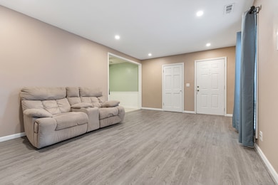 817 Wellington Ave unit U43, Elk Grove Village, IL 60007 - photo 6