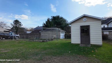 1096 Walnut St, Nanticoke, PA 18634 - photo 4