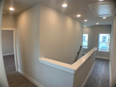 9014 Lonestar Creekbend Ln, Houston, TX 77080 - photo 6