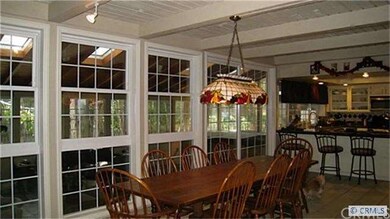 Eat in Kitchen-Dining area!