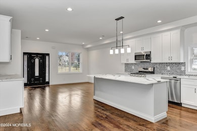 194 Texas Rd, Morganville, NJ 07751 - photo 5