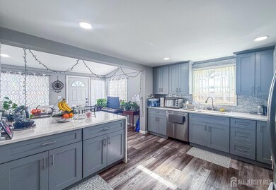 193 Old Rd, Sewaren, NJ 07077 - photo 5