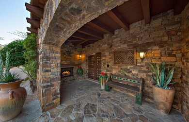 005_Front Courtyard Entry