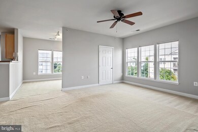 22725 Thimbleberry Square unit 301, Ashburn, VA 20148 - photo 4
