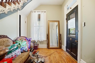 8421 Wiswell St, Cincinnati, OH 45216 - photo 5