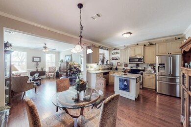Spacious Dining Room!