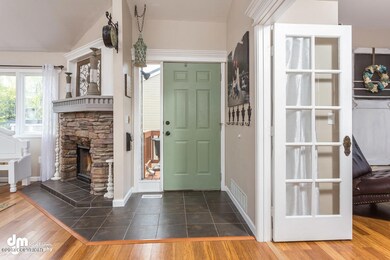Entryway 9191-SMALL