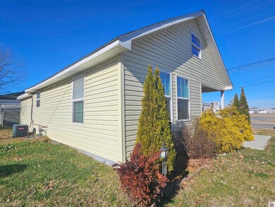 800 Elm St, Benton, KY 42025 - photo 3