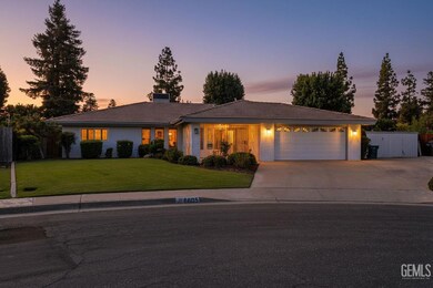 6605 Yakima Way, Bakersfield, CA 93309 - photo 2