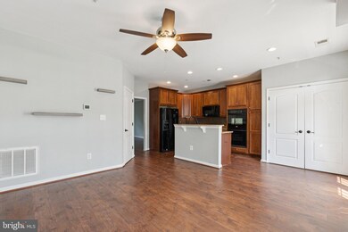 7072 Little Thames Dr, Gainesville, VA 20155 - photo 7