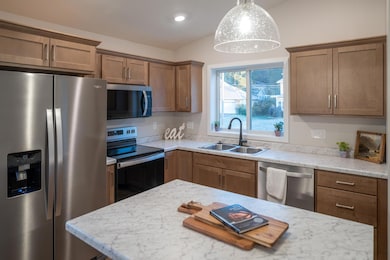 2414 15th St SE, Rochester, MN 55904 - photo 6