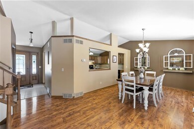 461 Meander Wood Rd, Oregon, WI 53575 - photo 4