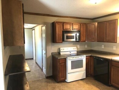 1120 10th St NW, Cedar Rapids, IA 52405 - photo 7