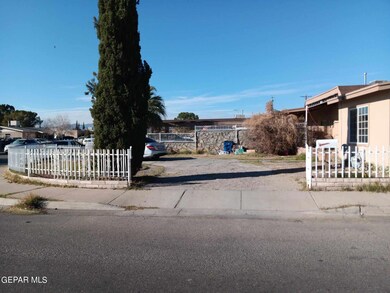 663 Mauer Rd unit B, El Paso, TX 79915 - photo 2