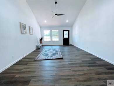 127 Val Verde Trail, Wake Village, TX 75501 - photo 4