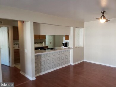 2003 Waters Edge Dr, Newark, DE 19702 - photo 2