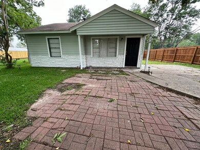 614 Frankie St, Houston, TX 77015 - photo 2