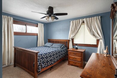 408 N 4th St, La Crescent, MN 55947 - photo 6