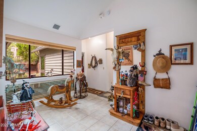 2401 E Elk Run Ct - 04