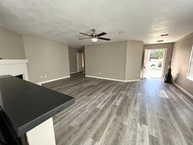 8708 Seven Oaks Ln, Denton, TX 76210 - photo 2