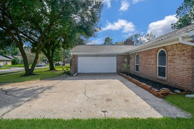 7515 Ashmole Ln, Houston, TX 77088 - photo 4