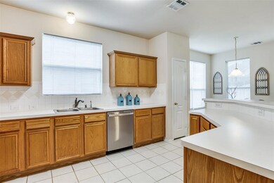 7016 Frost Ln, Denton, TX 76210 - photo 7