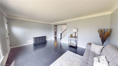 2317 E 290th St, Wickliffe, OH 44092 - photo 4