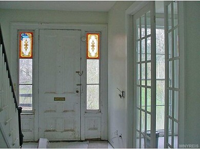 Foyer.