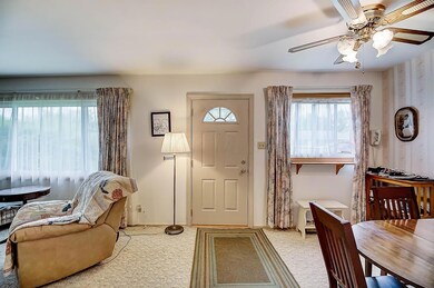 4381 Chandler Dr, Columbus, OH 43213 - photo 5