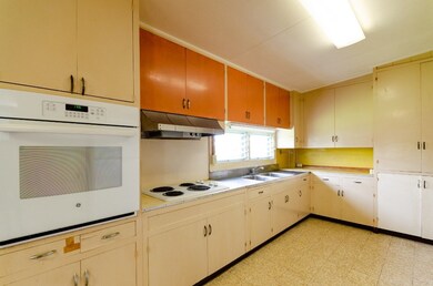 207 Mohouli St, Hilo, HI 96720 - photo 3