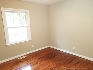 263 Brewster Dr, Fayetteville, NC 28303 - photo 4