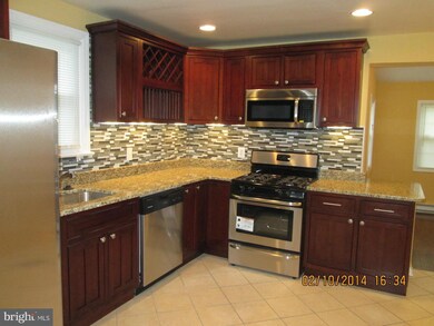 911 Mentor Ave, Capitol Heights, MD 20743 - photo 4