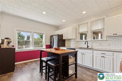 125 W Fairview St, Bethlehem, PA 18018 - photo 5