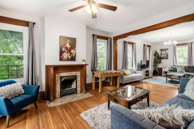 797 N Nelson Rd, Columbus, OH 43219 - photo 5