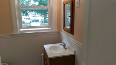 997 York Ave, Pawtucket, RI 02861 - photo 7