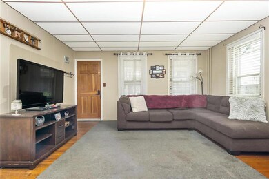 657 Chestnut St, Emmaus, PA 18049 - photo 4