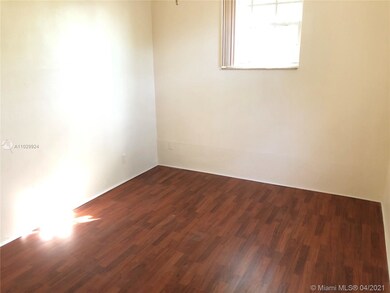 730 SW 5th Ave, Hallandale Beach, FL 33009 - photo 7