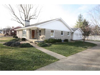 2524 Sycamore St, Columbus, IN 47201 - photo 2