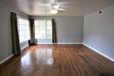 415 415 E 9th, Tyler, TX 75701 - photo 5