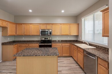 3097 S Southwind Dr, Gilbert, AZ 85295 - photo 5