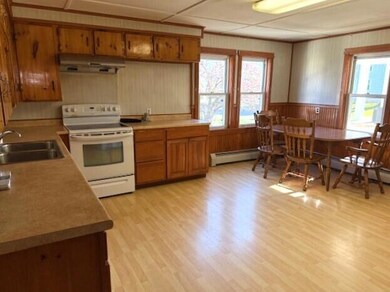 31 Merryfield Ave, Waterville, ME 04901 - photo 4