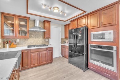 2312 Fairbourne Way, Henderson, NV 89074 - photo 2