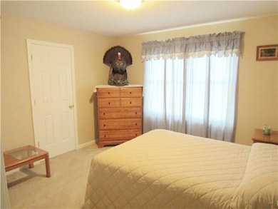 1323 W Rebecca Pkwy, Greensburg, IN 47240 - photo 7