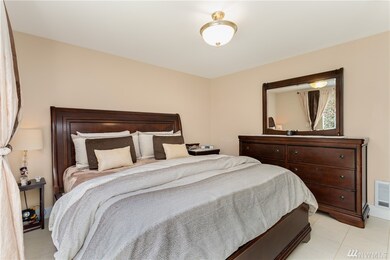 19826 Whitman Place N, Shoreline, WA 98133 - photo 4