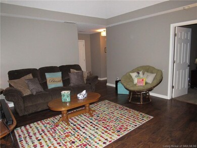 2596 W Robin Rd, New Albany, IN 47150 - photo 4