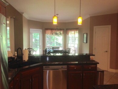 kitchen/breakfast
