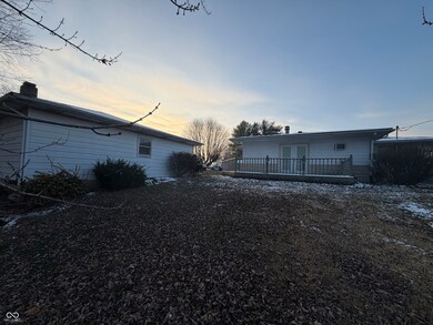 974 W 1st St, Brownstown, IN 47220 - photo 2