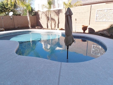 Play pool with umbrella