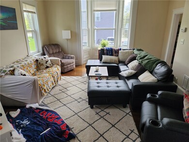 219 Metacom Ave unit 1S, Bristol, RI 02809 - photo 6