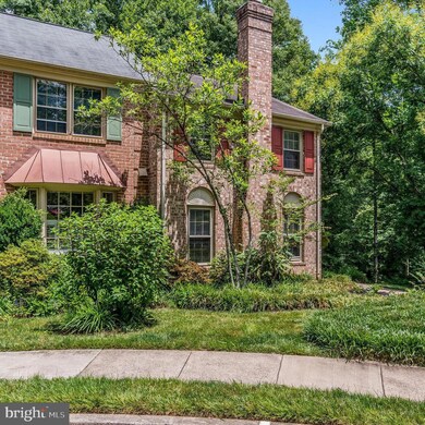 4613 Briar Patch Ct, Fairfax, VA 22032 - photo 2